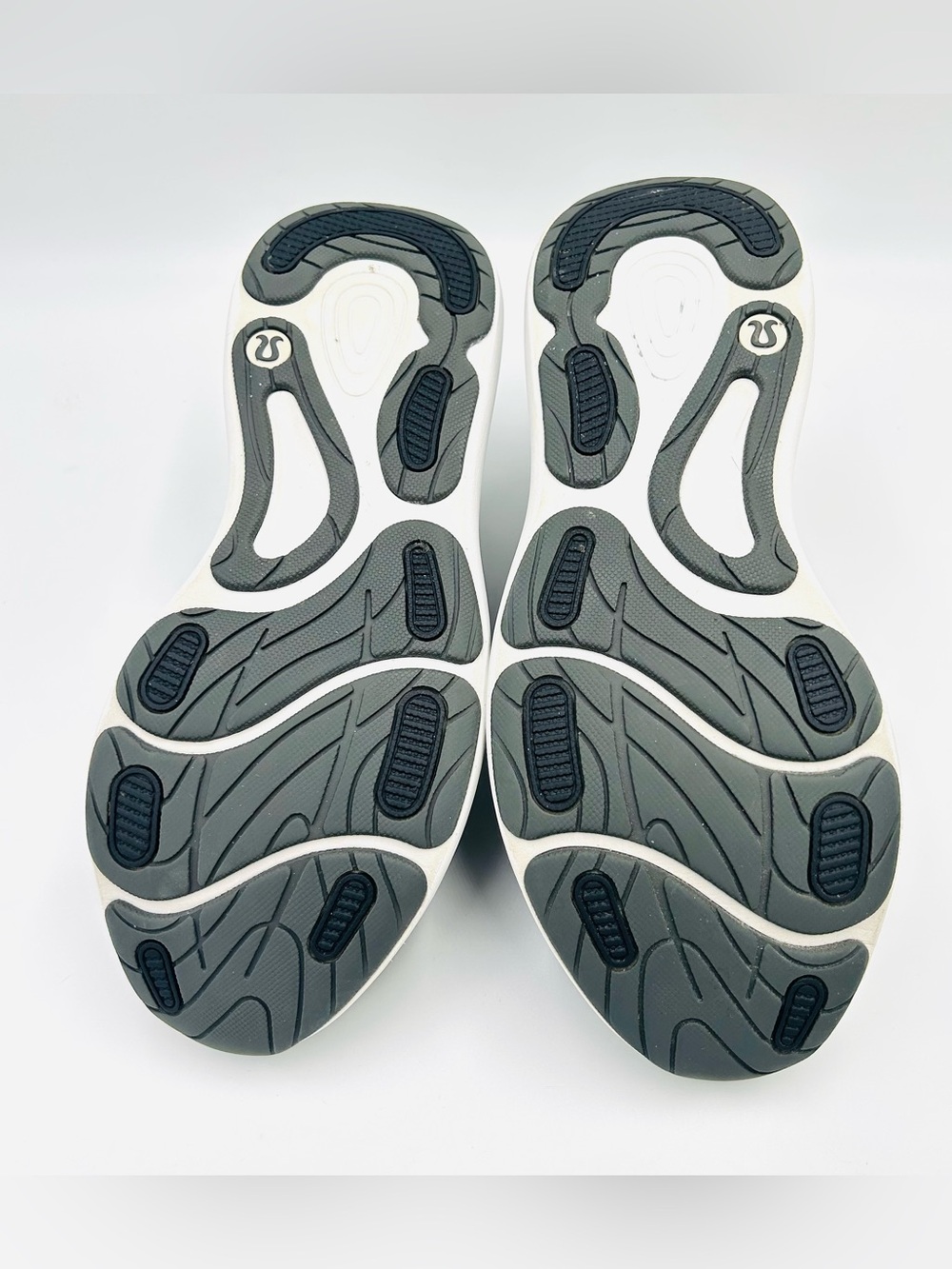 Lululemon Blissfeel Running Shoes Gray Athletic Sneakers Women’s Size 10 - Picture 10 of 10